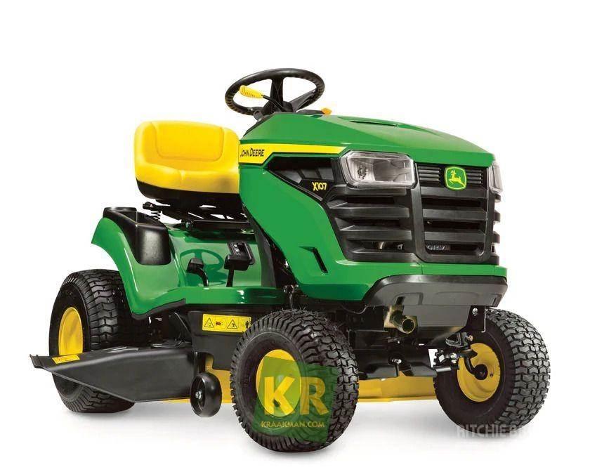 John Deere X107 Rijmaaiers