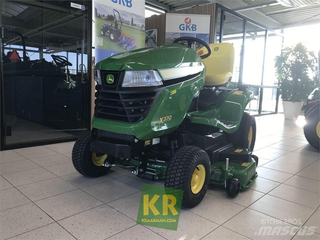 John Deere X370 Rijmaaiers