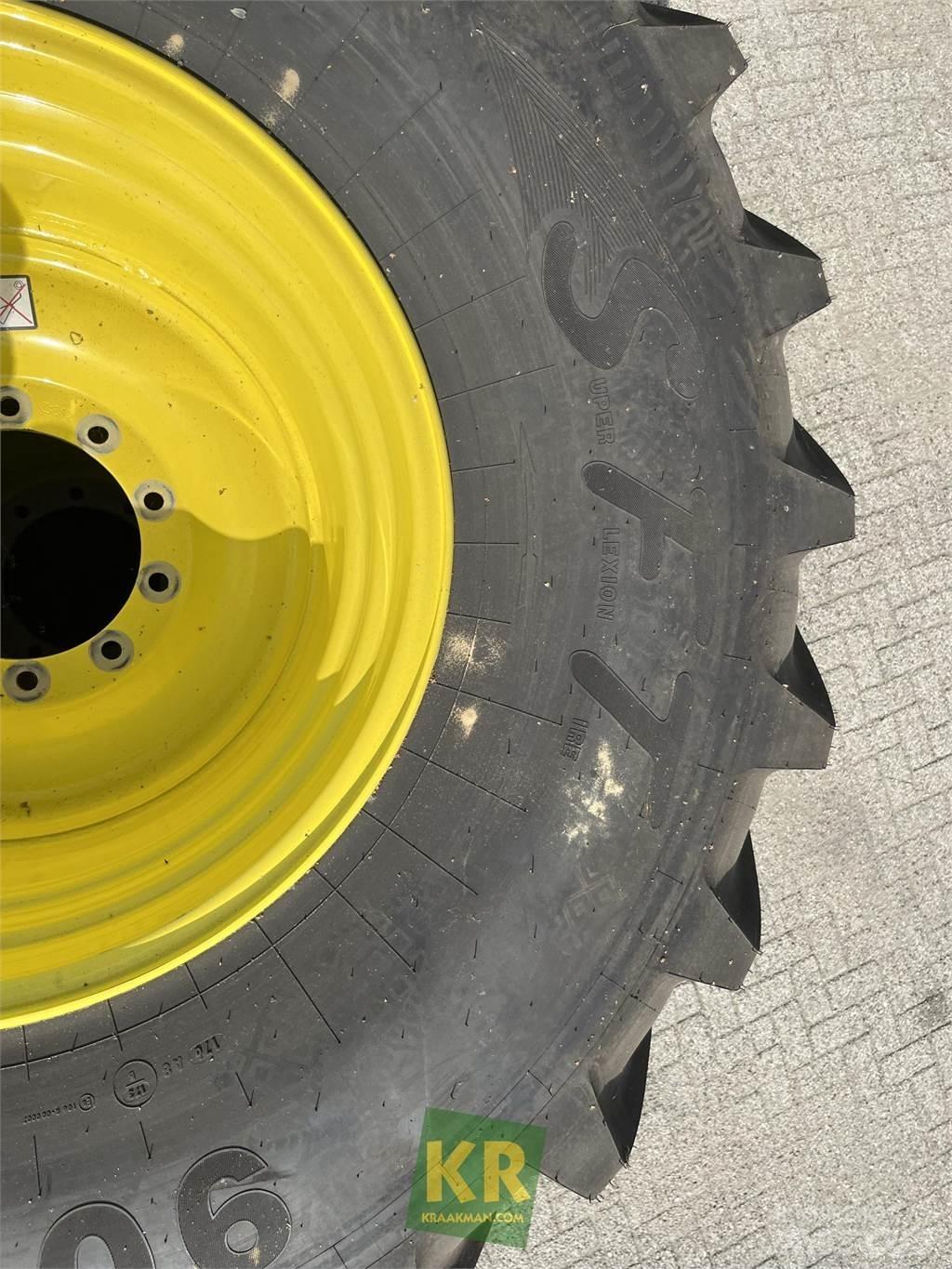 Mitas 900/60R32SFT Banden, wielen en velgen
