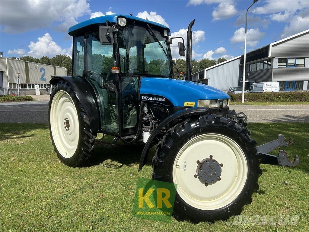 New Holland TN75S Tractoren