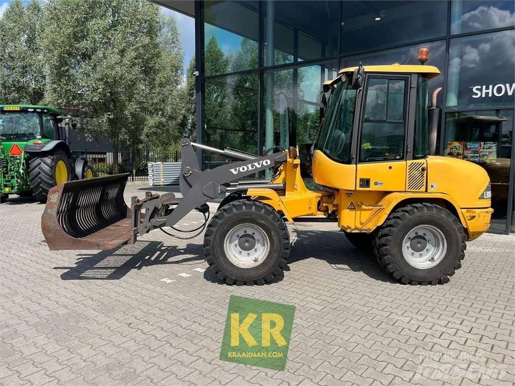 Volvo L30B Wielladers