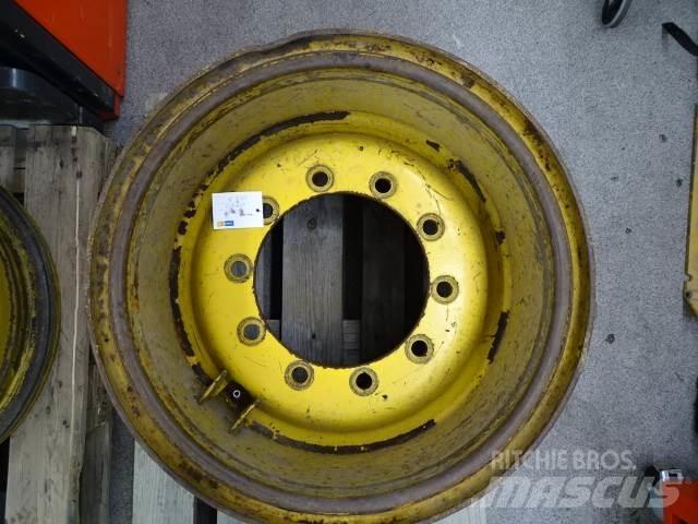 Volvo L70D Fälg Banden, wielen en velgen