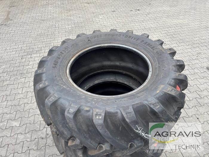 Alliance KR 540/65R30 Banden, wielen en velgen