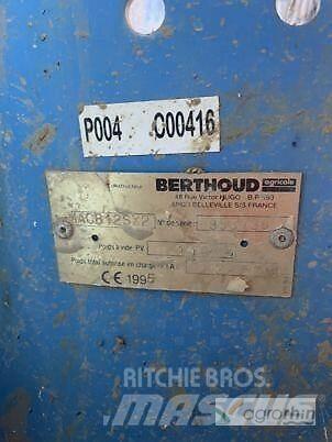 Berthoud MACK 12 Getrokken spuitmachines