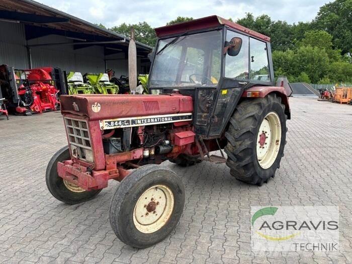 Case IH 844 S Tractoren