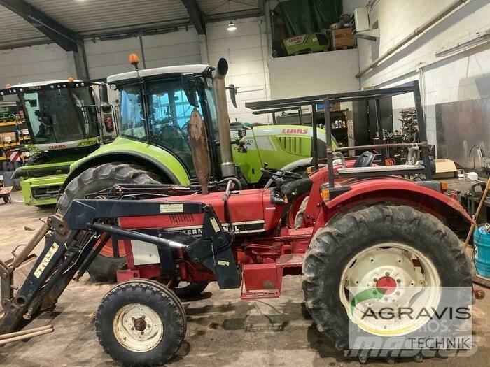 Case IH IHC 633 Tractoren
