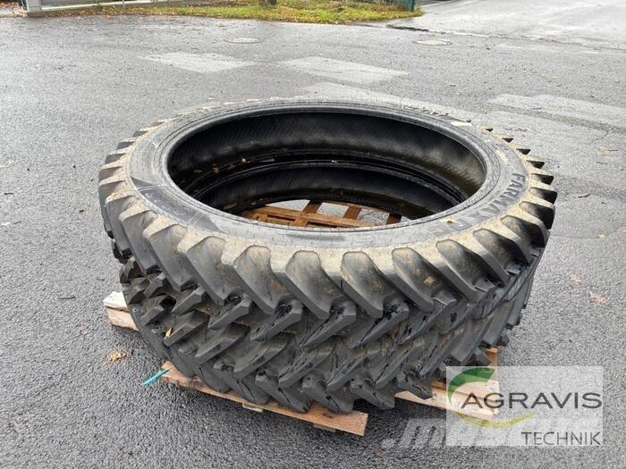 Ceat 320/90R54 Banden, wielen en velgen