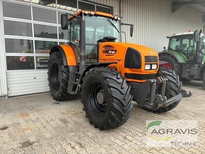 CLAAS ARES 735 Tractoren