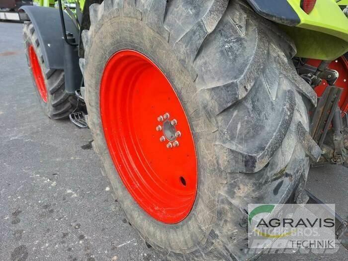 CLAAS ARION 420 Tractoren