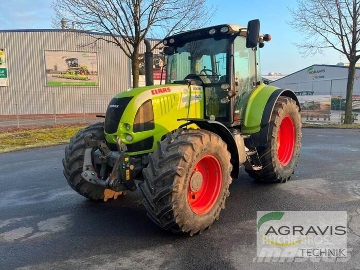 CLAAS ARION 640 CEBIS Tractoren