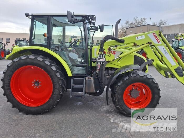 CLAAS AXOS 320 C Tractoren