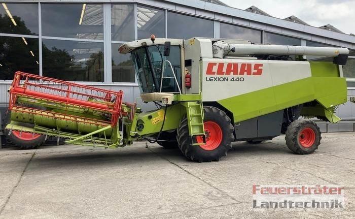 CLAAS LEXION 440 AC Maaidorsmachines