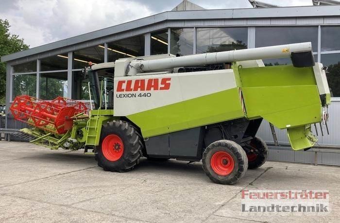 CLAAS LEXION 440 AC Maaidorsmachines