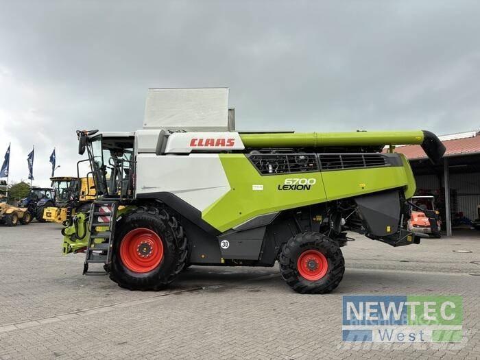 CLAAS LEXION 6700 Maaidorsmachines