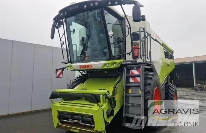 CLAAS LEXION 7500 Maaidorsmachines