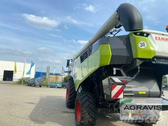 CLAAS TRION 730 Maaidorsmachines