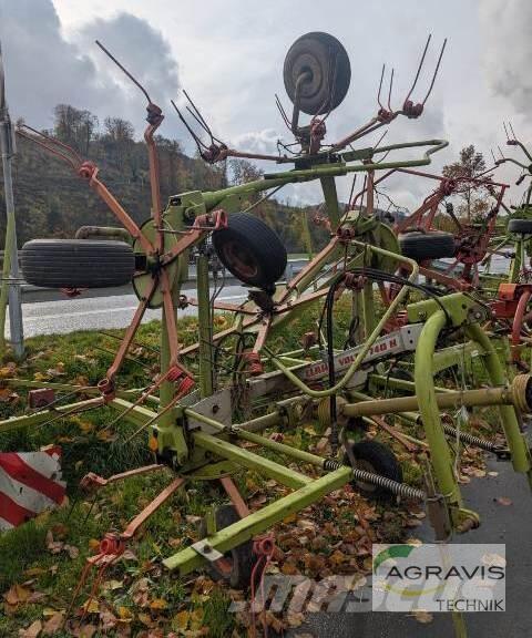 CLAAS VOLTO 740 H Schudders