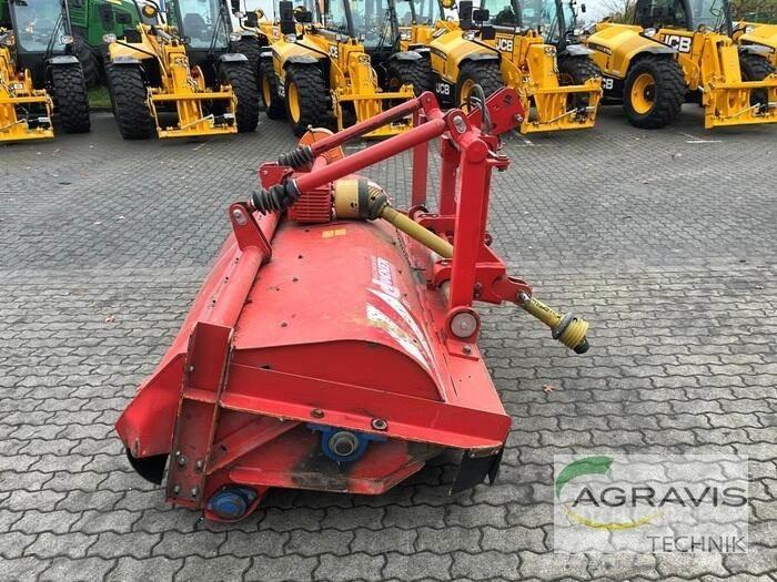 Dücker UM 27 Klepelmaaiers