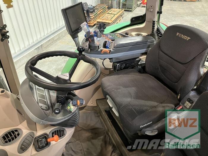 Fendt 700 Vario S4 Tractoren