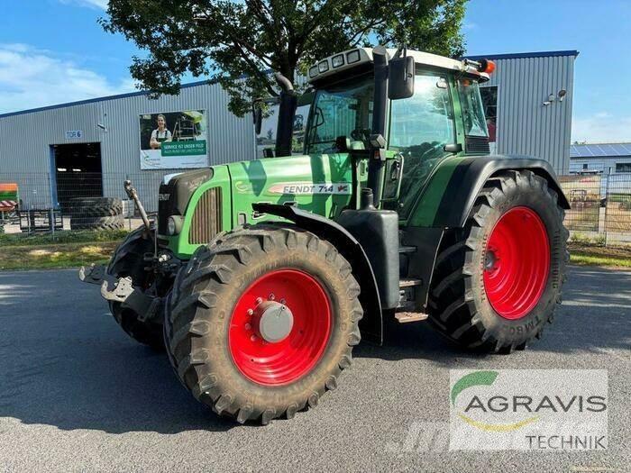 Fendt 714 VARIO Tractoren