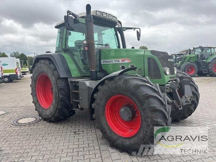 Fendt 718 VARIO Tractoren