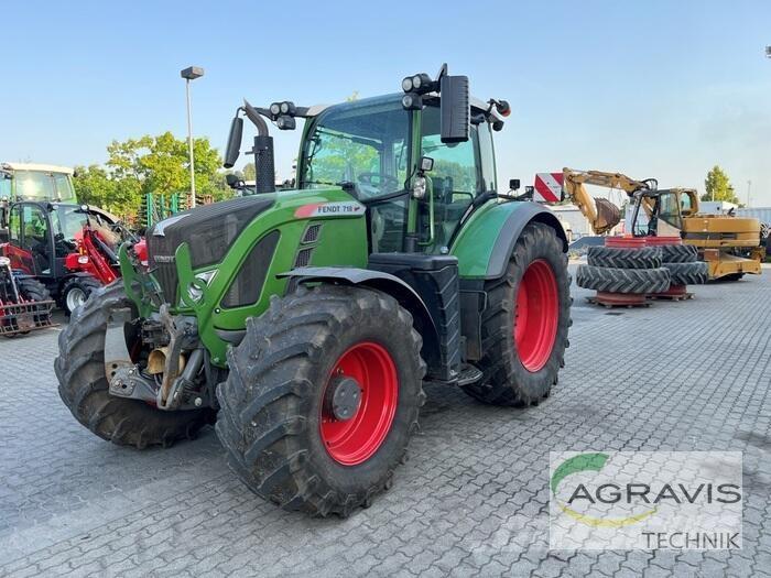 Fendt 718 VARIO S4 Tractoren