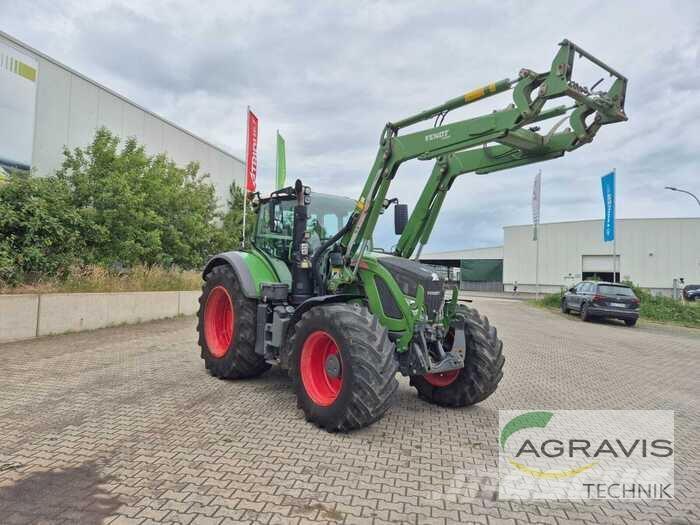 Fendt 718 VARIO S4 Tractoren