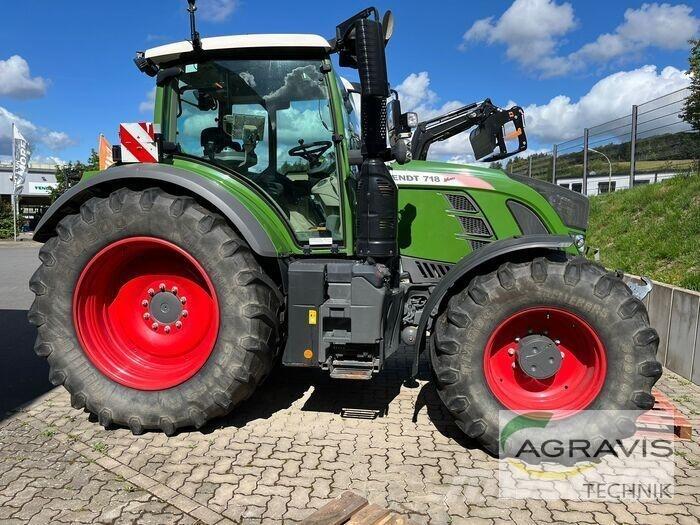 Fendt 718 VARIO S4 Tractoren