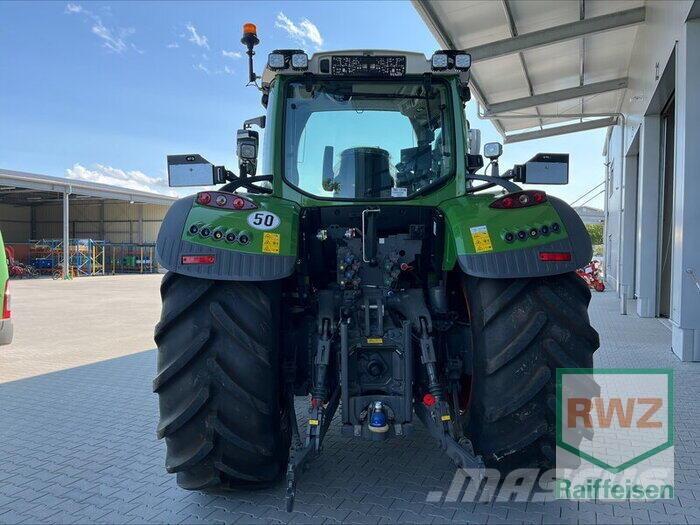 Fendt 724 Vario Gen6 Tractoren