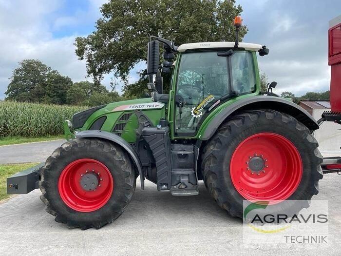 Fendt 724 VARIO S4 Tractoren