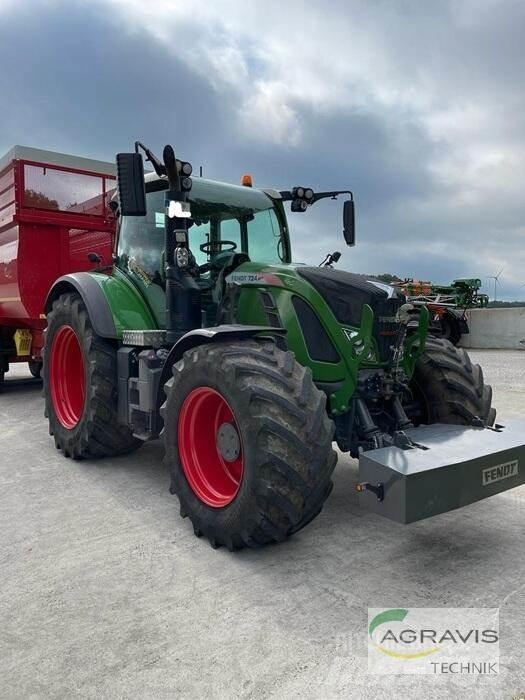 Fendt 724 VARIO S4 Tractoren
