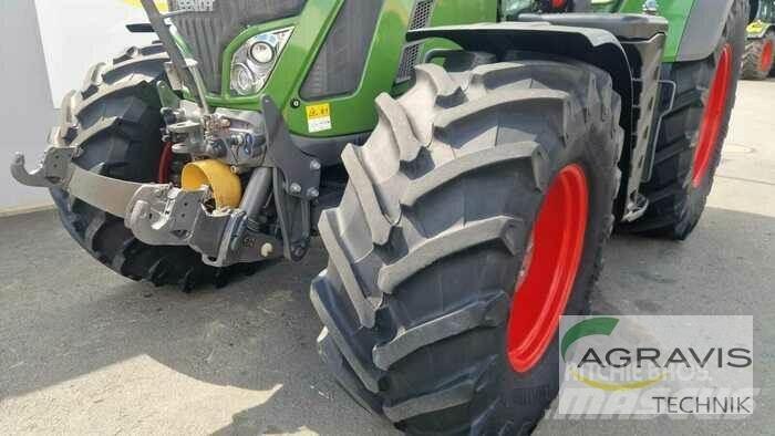 Fendt 724 VARIO S4 Tractoren