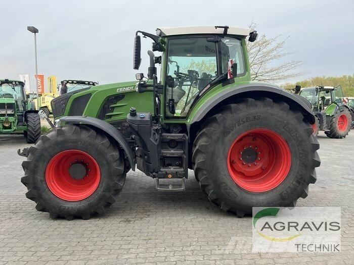 Fendt 828 VARIO S4 Tractoren