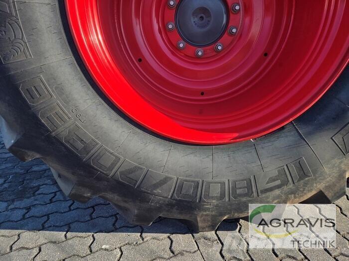 Fendt 828 VARIO S4 Tractoren