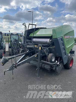 Fendt ROTANA 130 F Ronde-balenpersen