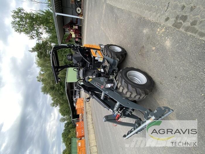 GiANT G1500 Wielladers