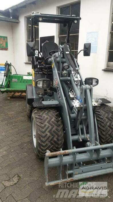 GiANT G2200E-3 Wielladers
