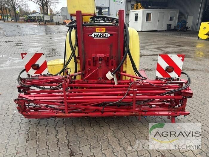 Hardi LX 1200 Getrokken spuitmachines