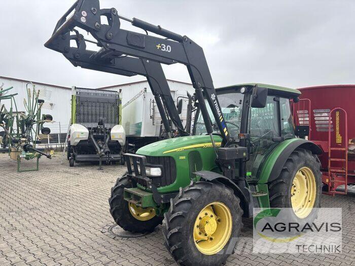John Deere 5620 Tractoren