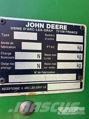 John Deere 592 MAXICUT Ronde-balenpersen
