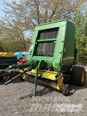John Deere 592 MAXICUT Ronde-balenpersen