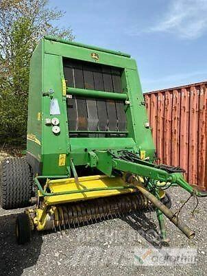 John Deere 592 MAXICUT Ronde-balenpersen
