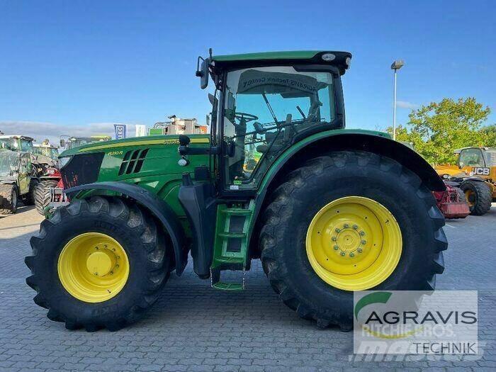 John Deere 6210 R Tractoren