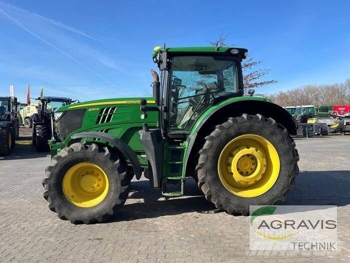John Deere 6210 R Tractoren