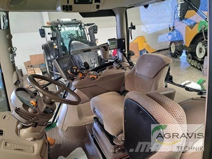 John Deere 6215 R Tractoren