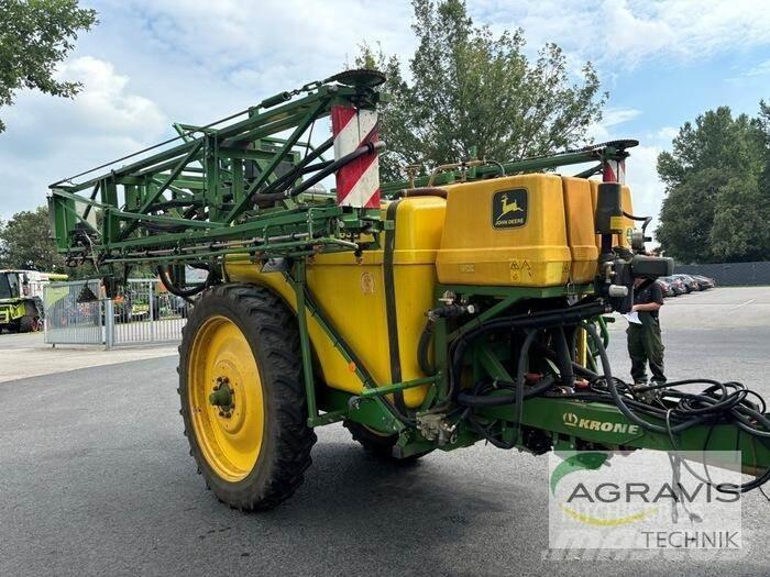 John Deere 632 Getrokken spuitmachines
