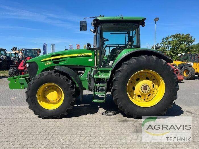John Deere 7830 Tractoren