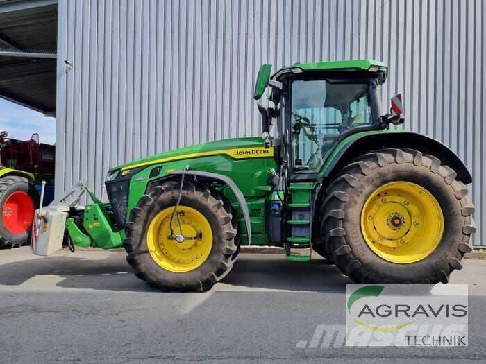 John Deere 8R 310 Tractoren