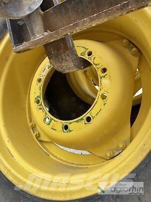 John Deere R38 + R28 Banden, wielen en velgen