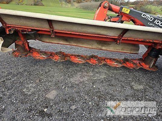 Kuhn GMD10030 et 3525 Maaiers